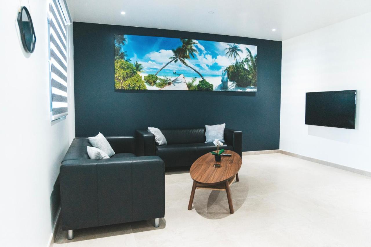 Gray Door Apartments - Adults Only Palm Beach Zewnętrze zdjęcie