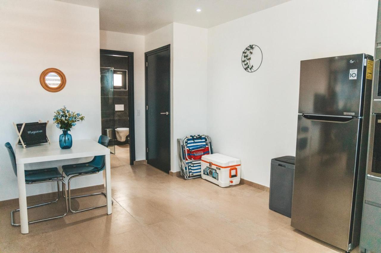 Gray Door Apartments - Adults Only Palm Beach Zewnętrze zdjęcie
