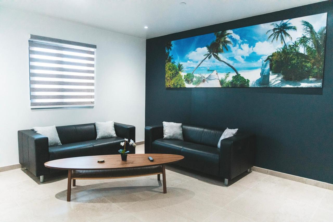 Gray Door Apartments - Adults Only Palm Beach Zewnętrze zdjęcie