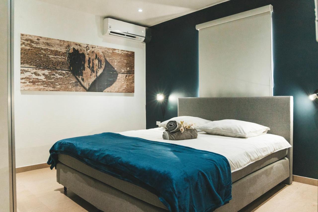 Gray Door Apartments - Adults Only Palm Beach Zewnętrze zdjęcie