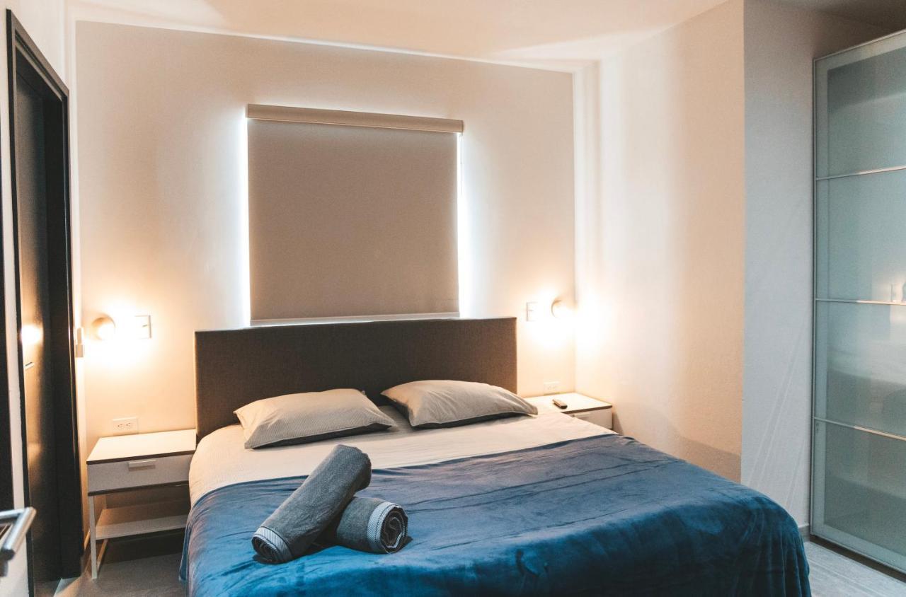 Gray Door Apartments - Adults Only Palm Beach Zewnętrze zdjęcie