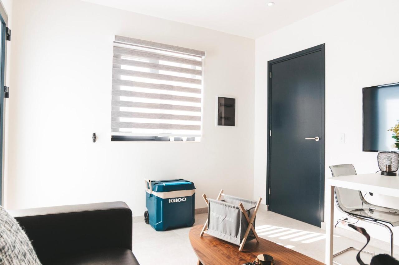 Gray Door Apartments - Adults Only Palm Beach Zewnętrze zdjęcie