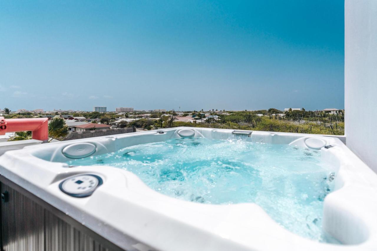 Gray Door Apartments - Adults Only Palm Beach Zewnętrze zdjęcie